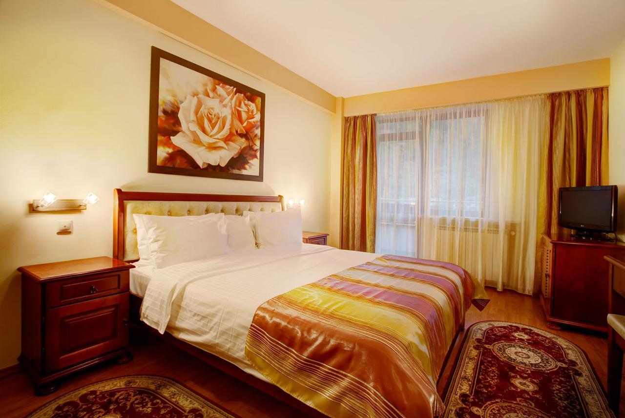 Hotel Nemira Сленік-Молдова Екстер'єр фото
